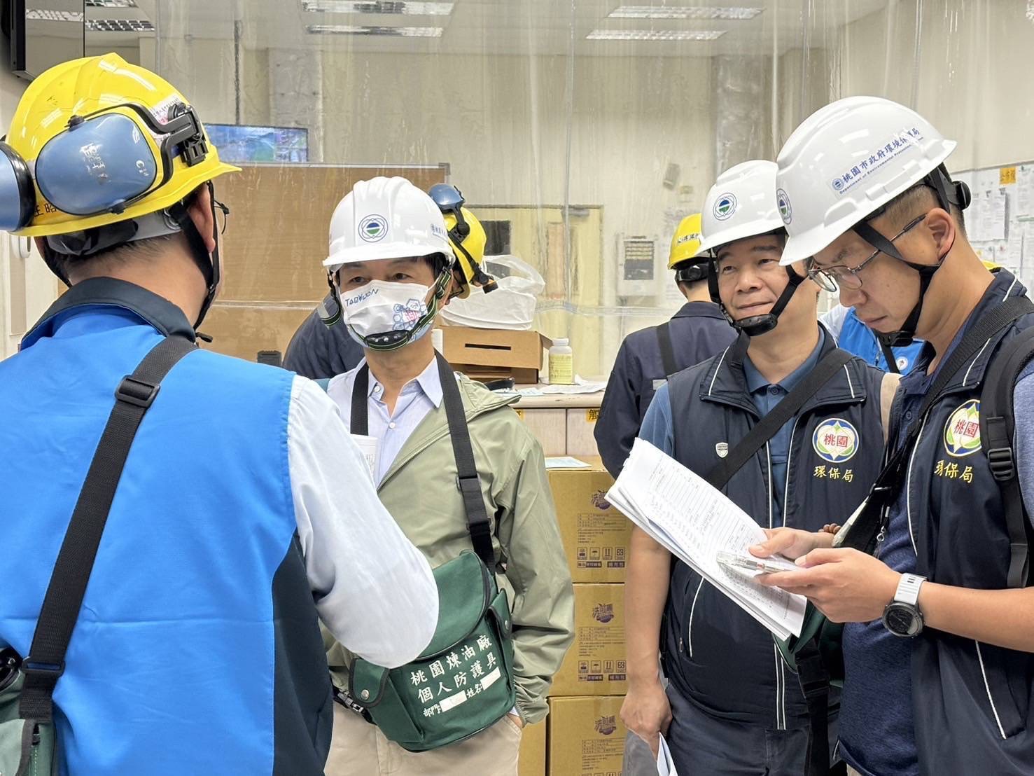 桃園市環保局「包公車」開進桃煉廠 督促中油提升環境管理品質5.jpg